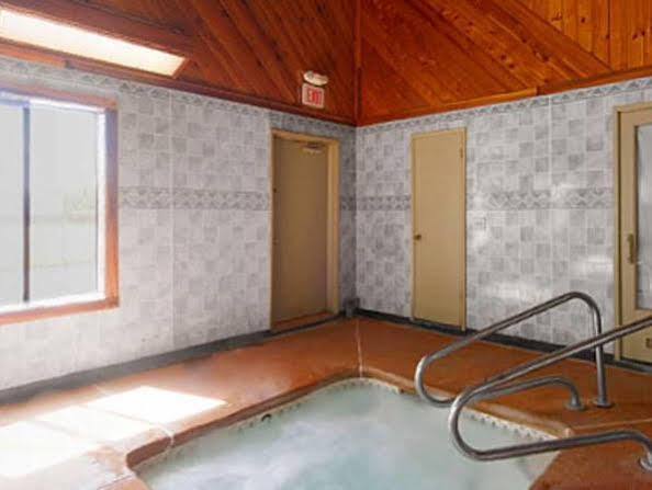 Americas Value Inn&suites-east Motel Bakersfield